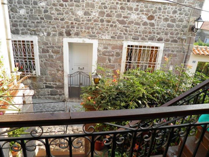Μαχη Ενοικιαζόμενα Δωμάτια Metímna Exterior foto