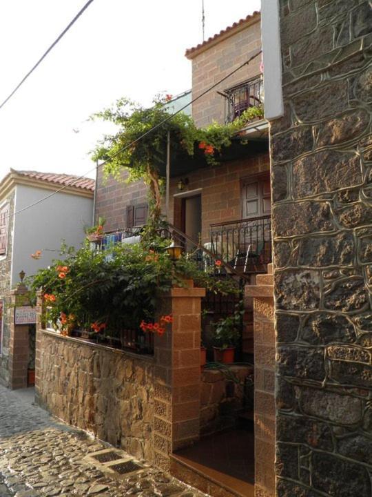 Μαχη Ενοικιαζόμενα Δωμάτια Metímna Exterior foto